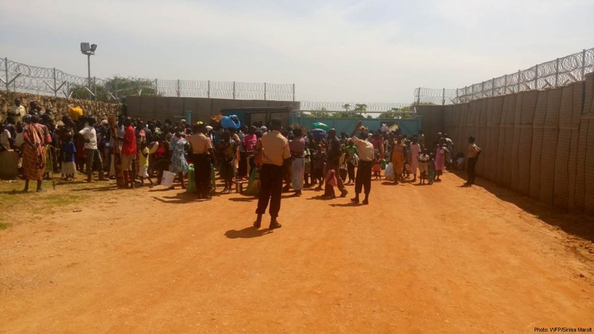 Concerns high over lack of clean water &amp; risk of disease for people in #SouthSudan: ow.ly/5fJK3029X0r