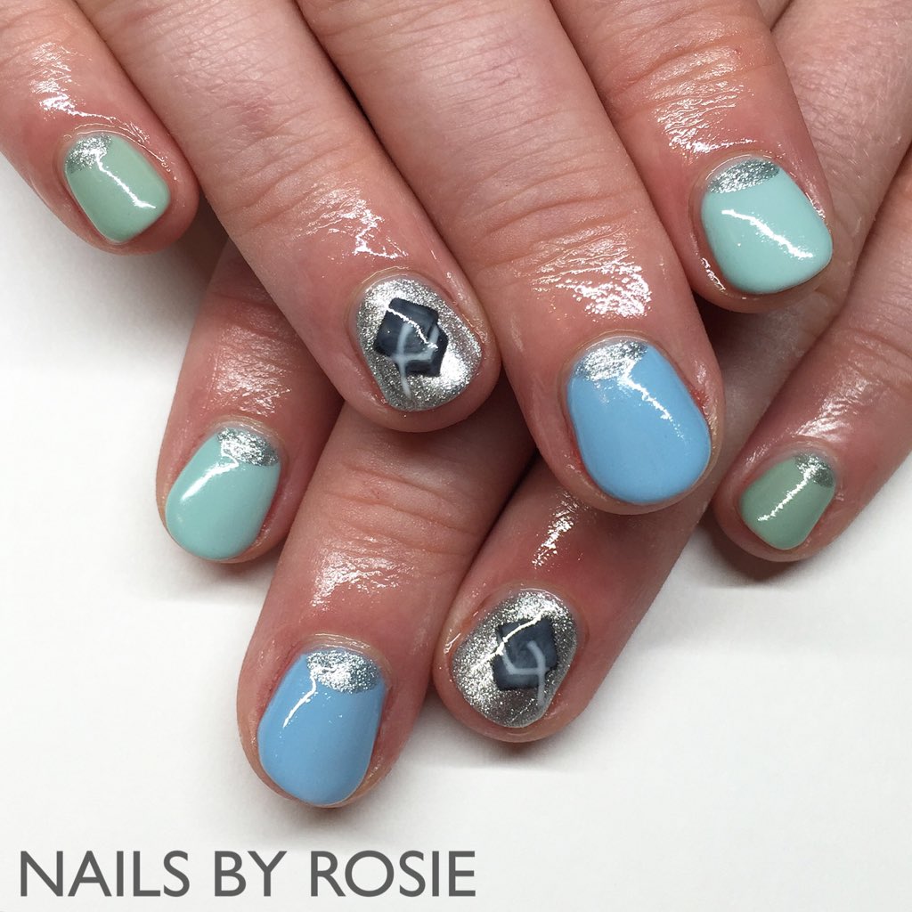 nailsbyrosiew's tweet photo. Themed nails 💅🏻 @BiosculptureGB #nailart #ShowScratch @ScratchMagazine #nails @PROHairBeauty https://t.co/OjoIZRkJxY