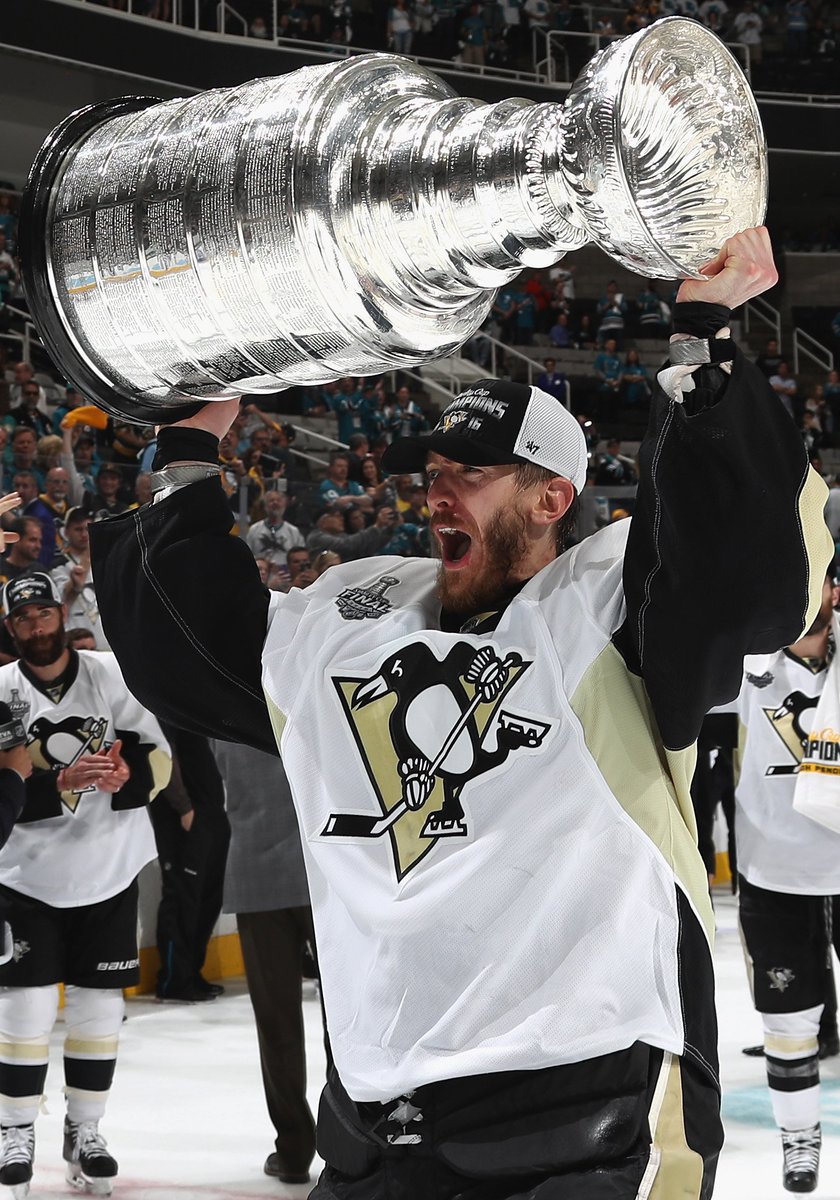 penguins tweet picture