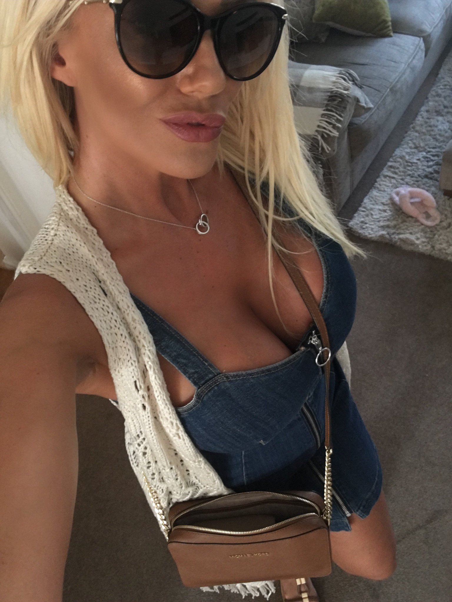 Lucy zara onlyfans