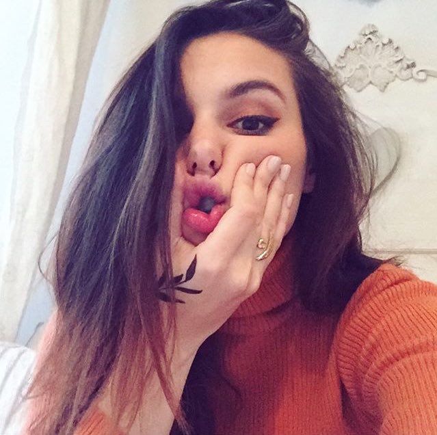 selfaversion's tweet image. nicoletta (ﾉ◕ヮ◕)ﾉ*:・ﾟ✧
just a new fake
rt/fav plz