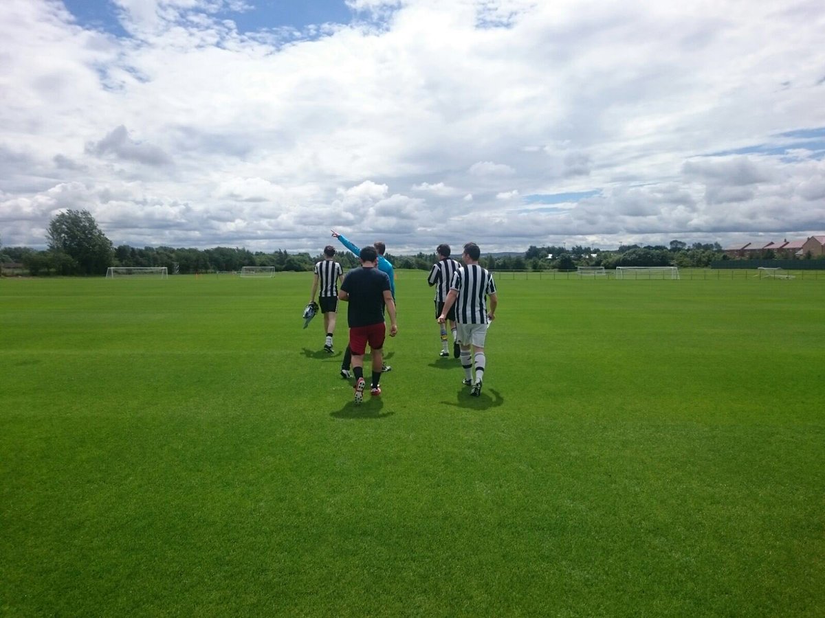 JamesBayMusic's tweet photo. Huge thanks to the man @TimKrul for taking us to the @NUFC training ground for a kick about yesterday! #toonarmy https://t.co/atY2cTWJsj