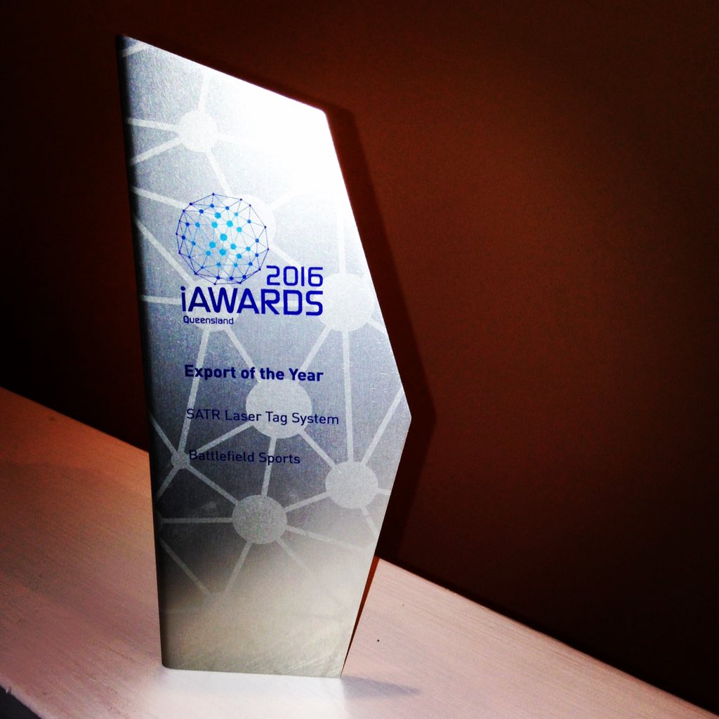battlefieldlive's tweet photo. Battlefield Sports wins Export of the Year at the Iawards #Iawards #battlefieldsports #export #winner #2016 https://t.co/tRnY9tUihq