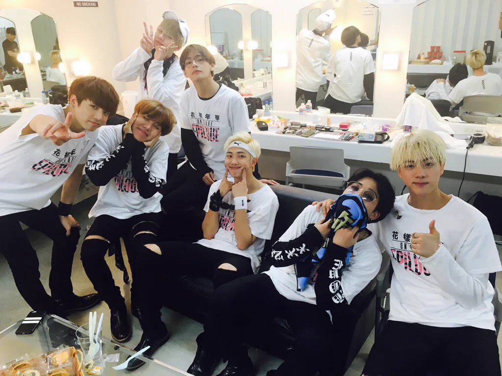 防弾少年団 BTS  花様年華 on stage epilogue ヘアバンド CD 防弾少年団 BTS 花様年華 on stage epilogue ヘアバンド