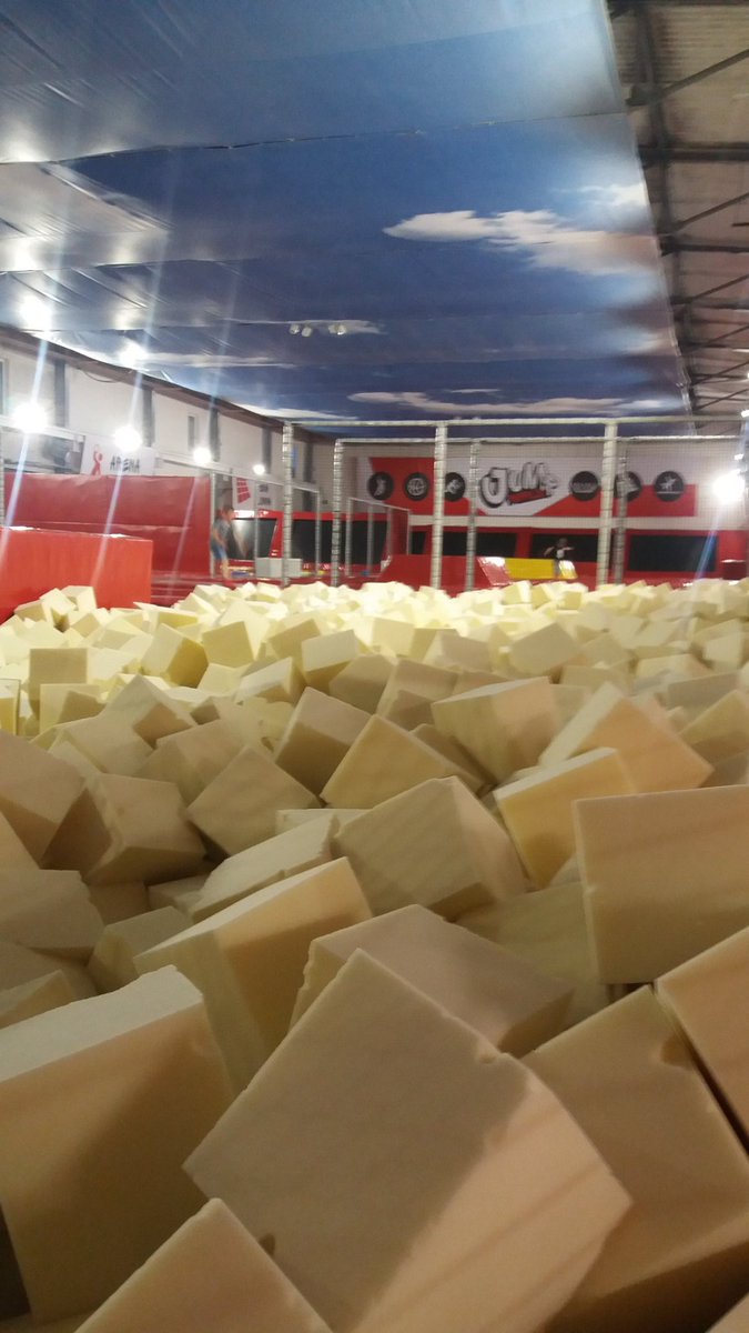 dagabobrowska's tweet image. #trampoline #activetime