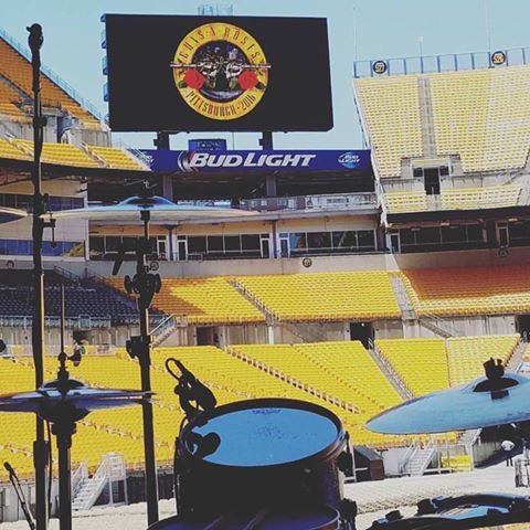 Imagine being here before the crowds, taking in the moment. #GnFnR #GunsNRoses #NotInThisLifetime