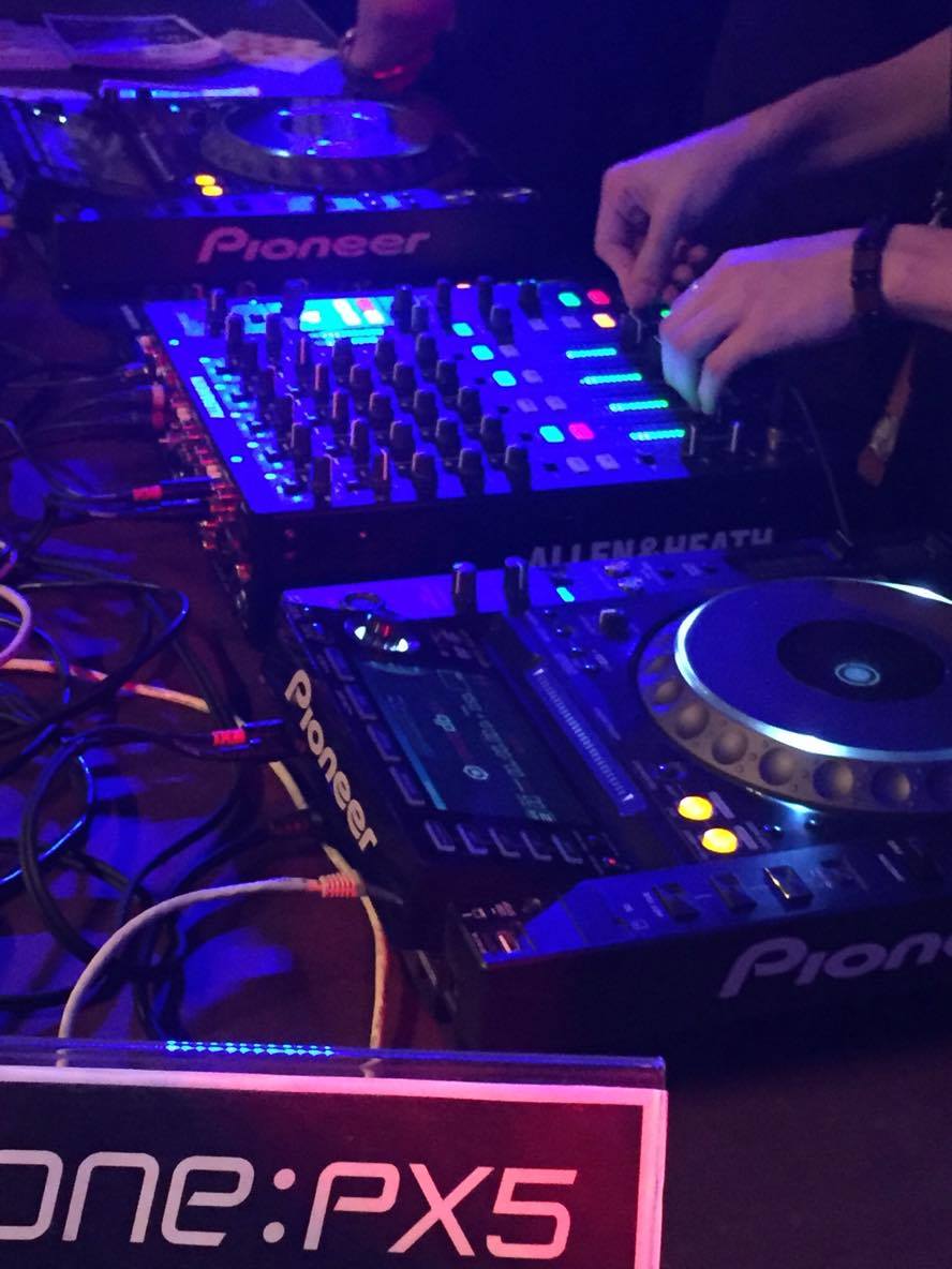 DeejayBasics's tweet image. Alle Infos zum #Xone #PX5 Mischpult von @allen_heath 
deejay-basics.de/news/technik/m…