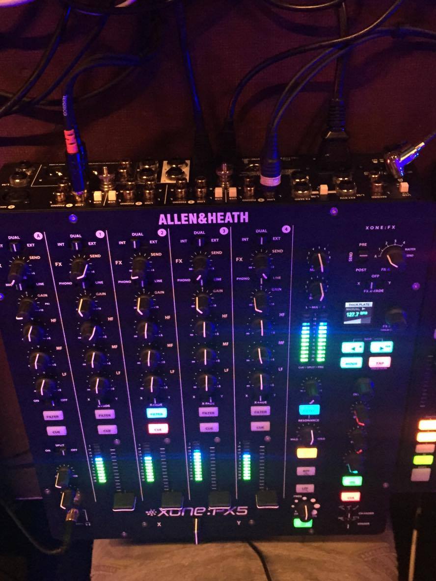 DeejayBasics's tweet image. Alle Infos zum #Xone #PX5 Mischpult von @allen_heath 
deejay-basics.de/news/technik/m…