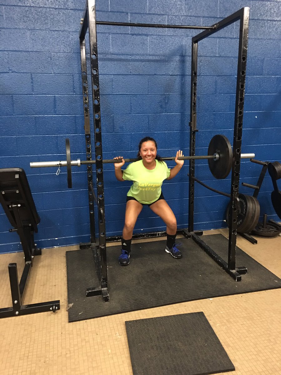 When I grow up, I want to be Carm. #liftheavy #StrongWomen #healthylife @RinesVolleyball