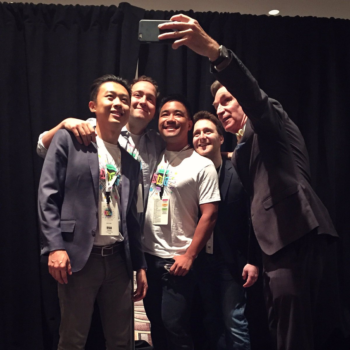 ryan_hwang's tweet photo. Schoology and Bill Nye! #SchoologyNEXT #schoology #billnyetheselfieguy https://t.co/Ci9uuR7ZeS