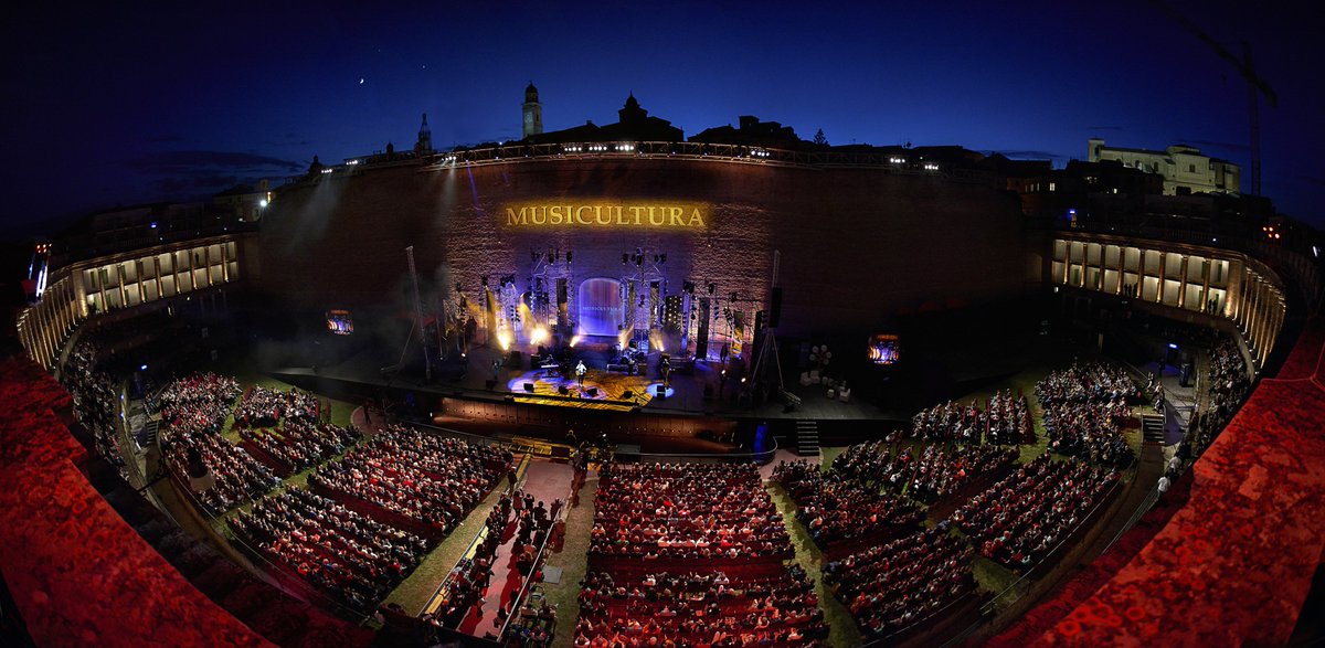 #partoper le #Marche, dove lo spettacolo non va in vacanza! marchespettacolo.it <a href="/lonelyplanet_it/">Lonely Planet Italia</a> <a href="/MarcheTourismN/">MarcheTourismNetwork</a>