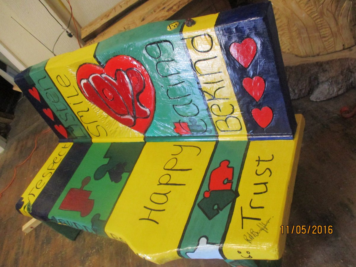 RoyTreeArt's tweet photo. #Recentwork Friendship benches for @RimroseHope School. RT if you know a school who might like some :) https://t.co/zqQuz0qKZk