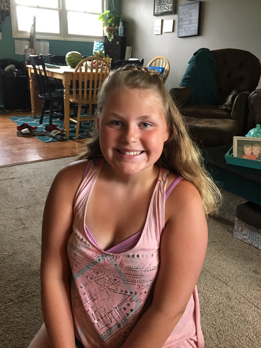 DamesUnited's tweet photo. So proud of Gracie...she hit her 10% weight loss goal this week!!❤️❤️Michelle
#proudmamamoment #goals #love #happy https://t.co/C7XMTllHyo