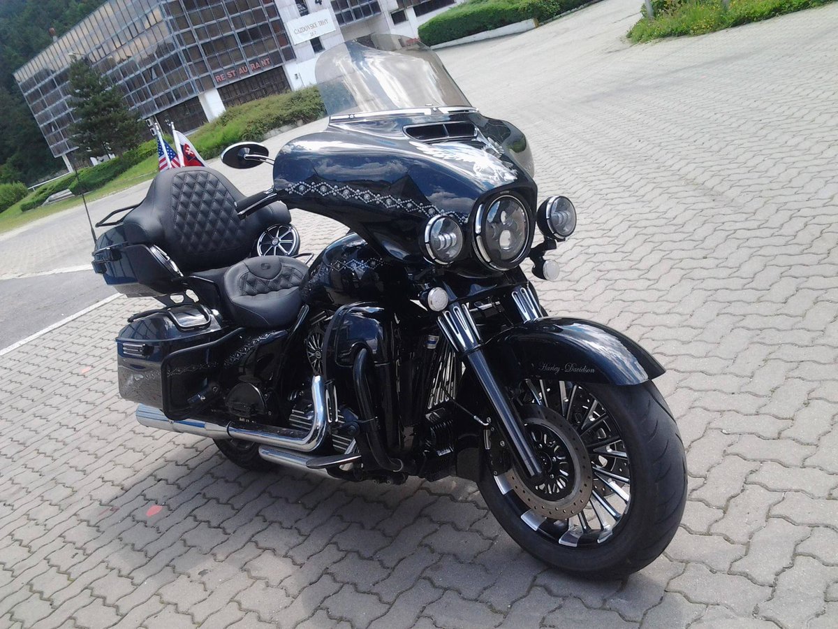RCComponents89's tweet photo. RC products are USA-made, but they don't all stay here. Miroslav Remsik sent us this pic all the way from Slovakia! https://t.co/seqt79NsMN