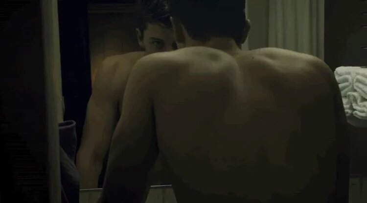 gottakeepitnice's tweet photo. WHY SHAWN WHY #TreatYouBetterVideo https://t.co/kKaAUtrJ4i