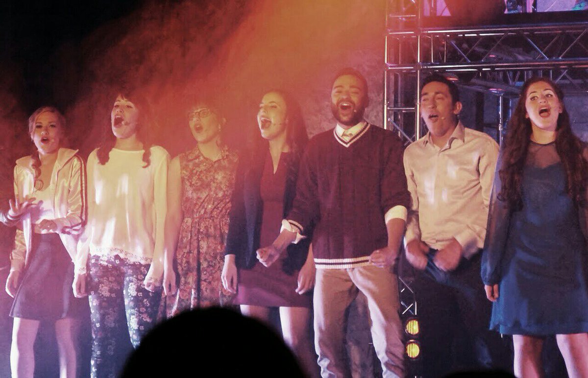 Todo el día viendo esto <a href="/MusicalLfdd/">Lafuerzadeldestino</a> #LFDD ILY 😍😍😍