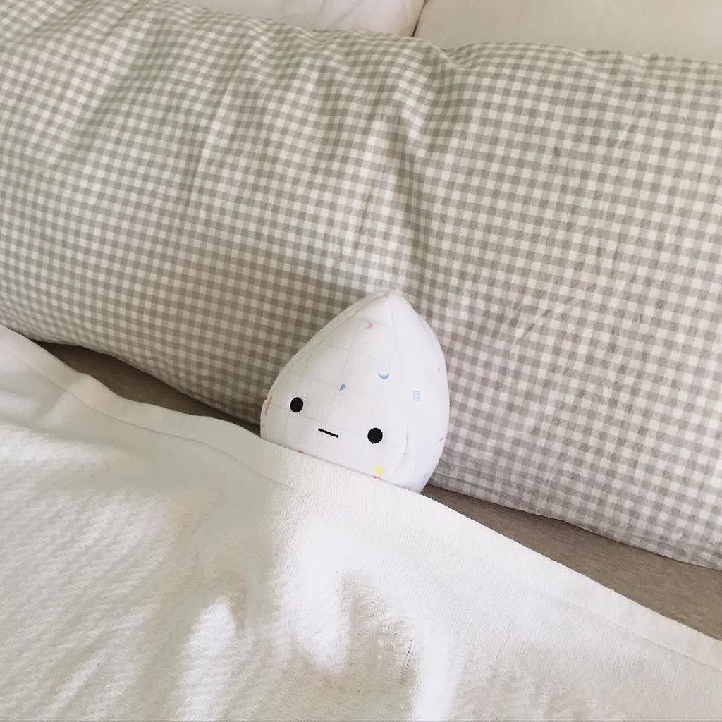 HeyPrismland's tweet photo. Bed perfectly made if you ask me! 😌💕
.
.
.
.
.
.
#embracegeometry #play #kawaiitoys #kawai… https://t.co/NGACFIV0FE https://t.co/dBQbAz9Trn