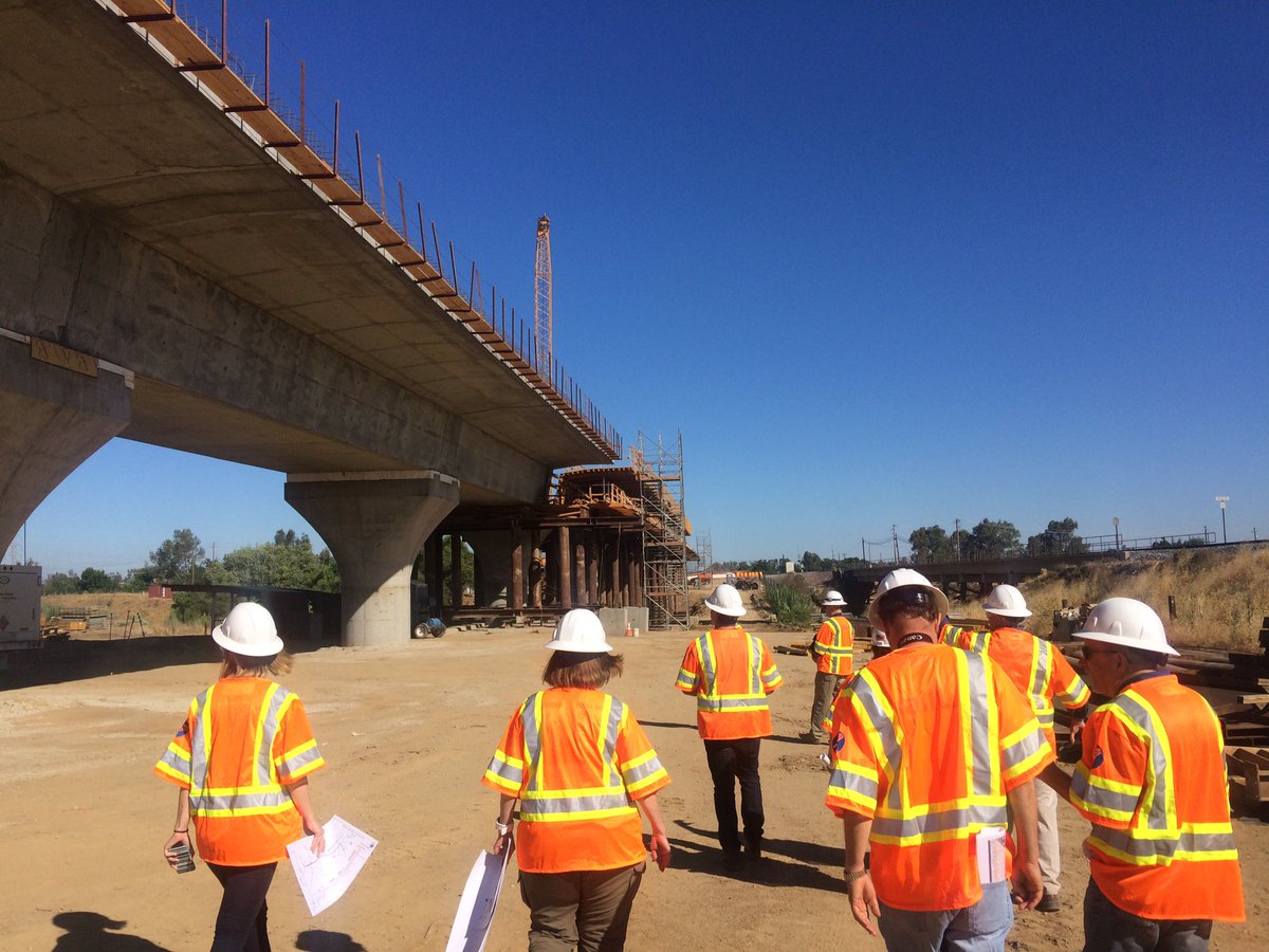 railLAorg's tweet photo. Getting an up close look at Fresno River Viaduct high-speed rail construction with @CaHSRA! #IWillRide #ReadyToRail https://t.co/KlPejrdnN1
