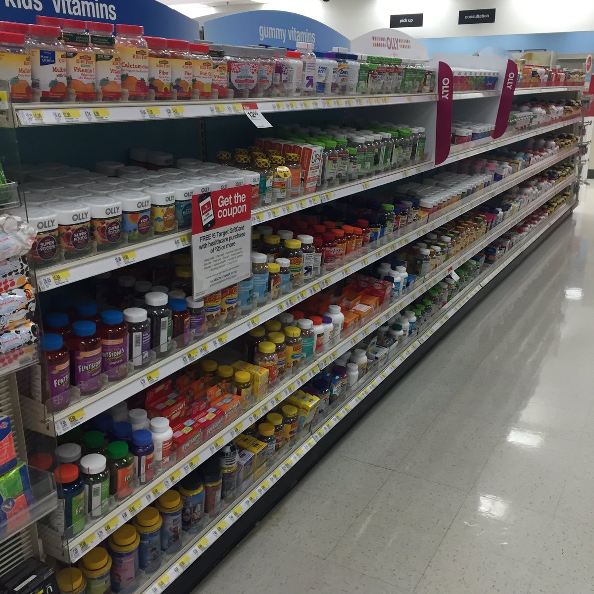 ColeW1084's tweet photo. Great Gift Card deal on OTC items this week! #35CentsChallenge @NikoGonzo122 @neilstrongTGT https://t.co/SPIWGchNTX