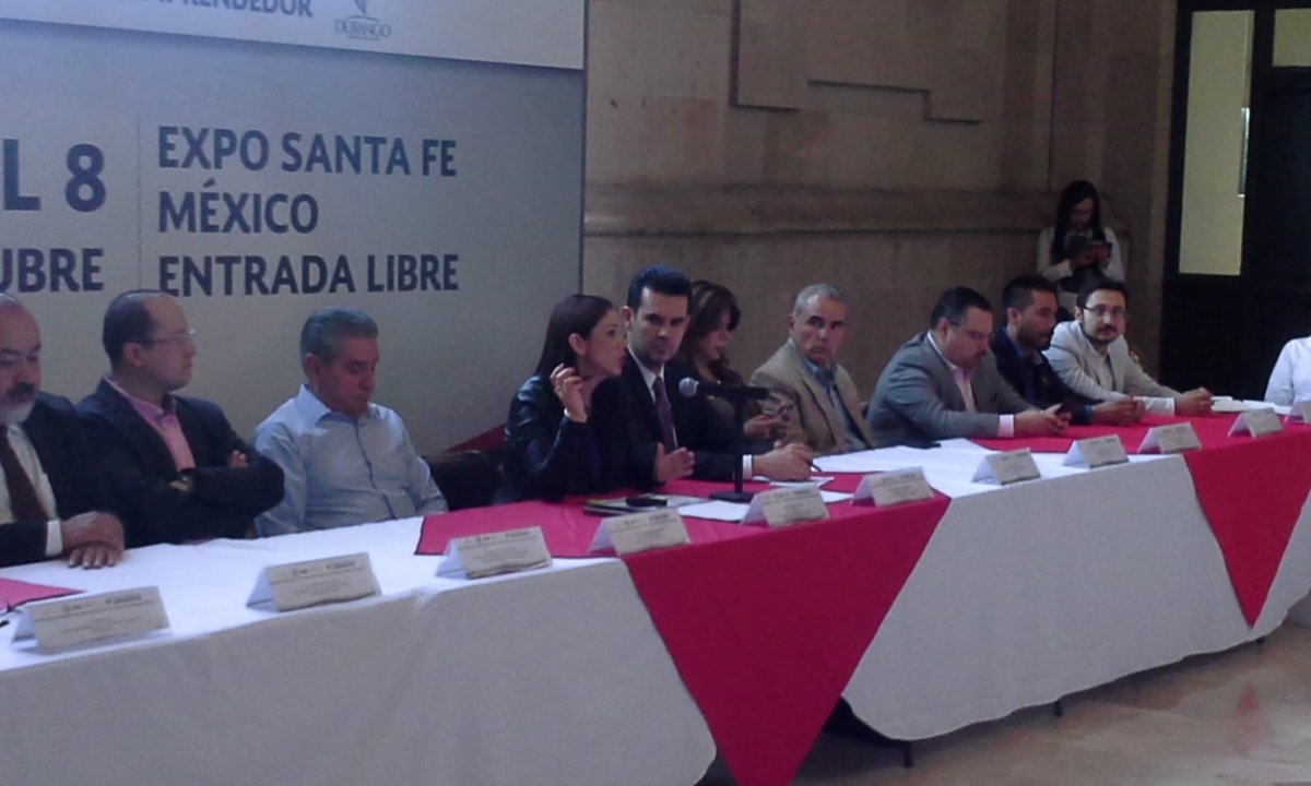 Presenta <a href="/LailaChemor/">Laila</a> programa de la Semana Nacional del Emprendedor 2016 <a href="/RNavarreteG/">Ricardo Navarrete G.</a> <a href="/INADEM_SE/">INADEM</a> <a href="/gobdgo/">GobDgo</a>