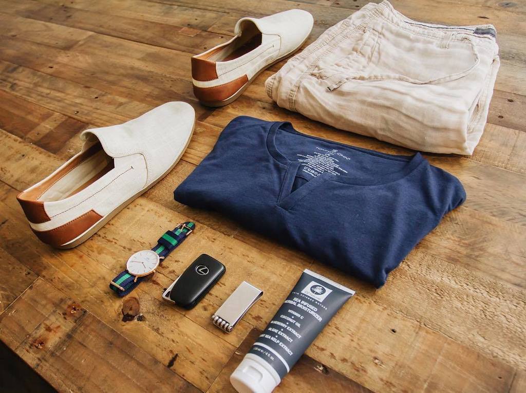 I threw together some linen pants and shoes with a @tommyjohn tshirt for a great summer ca… ift.tt/29tJBl0