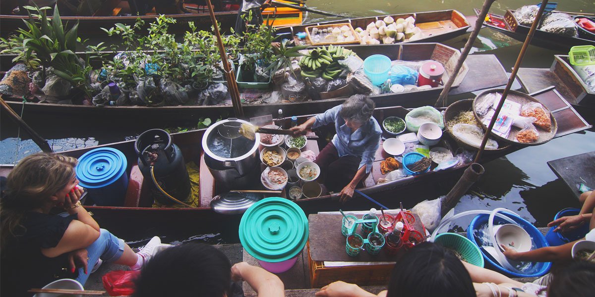 Designit's tweet image. The #kitchen of the #future doesn't need to be bigger, just better #futureofcooking #food designit.com/cases/better-n…