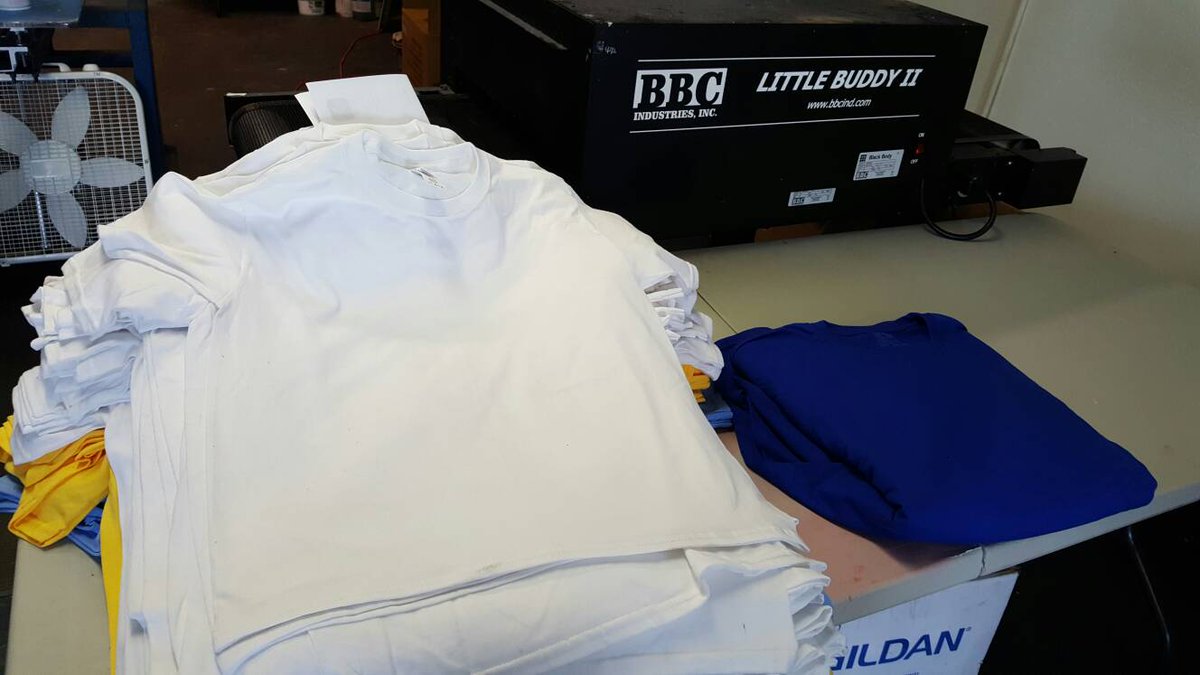 ScreenPrintKC's tweet image. So happy to announce we are open for business at our new 1013 e 55th st location! Stop in and say hi!