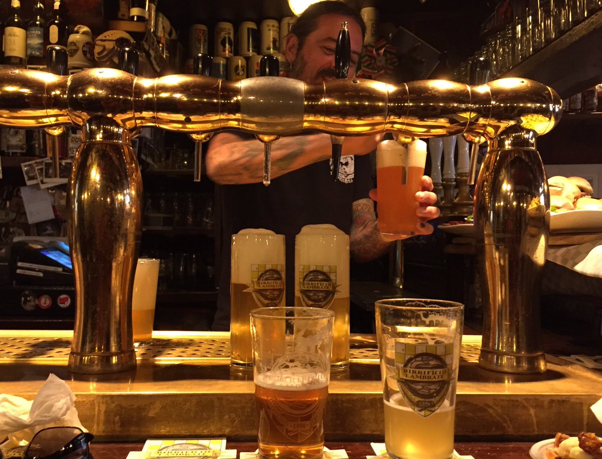 BrewBay's tweet photo. Relax con una buona birra spillata dal @monarcalambrate
Un ottima chiusura di cotta π»
#birra #brewbay #Sardegna https://t.co/n6Rkm7spG5