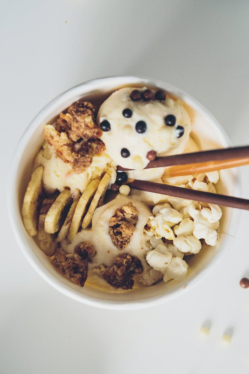 Todays I've created Party Pots for "She Thrives" Wednesday night. Dessert for us ladies -bring your £$ <a href="/DelightTreat/">Delight</a>