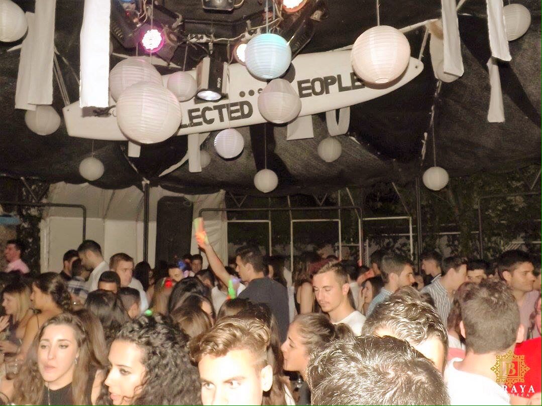 BarayaDiscoteca's tweet photo. Fotos del sábado 9 de julio ya Online en nuestro Facebook: Baraya Manzanares 😜 https://t.co/zA9vksoSRA