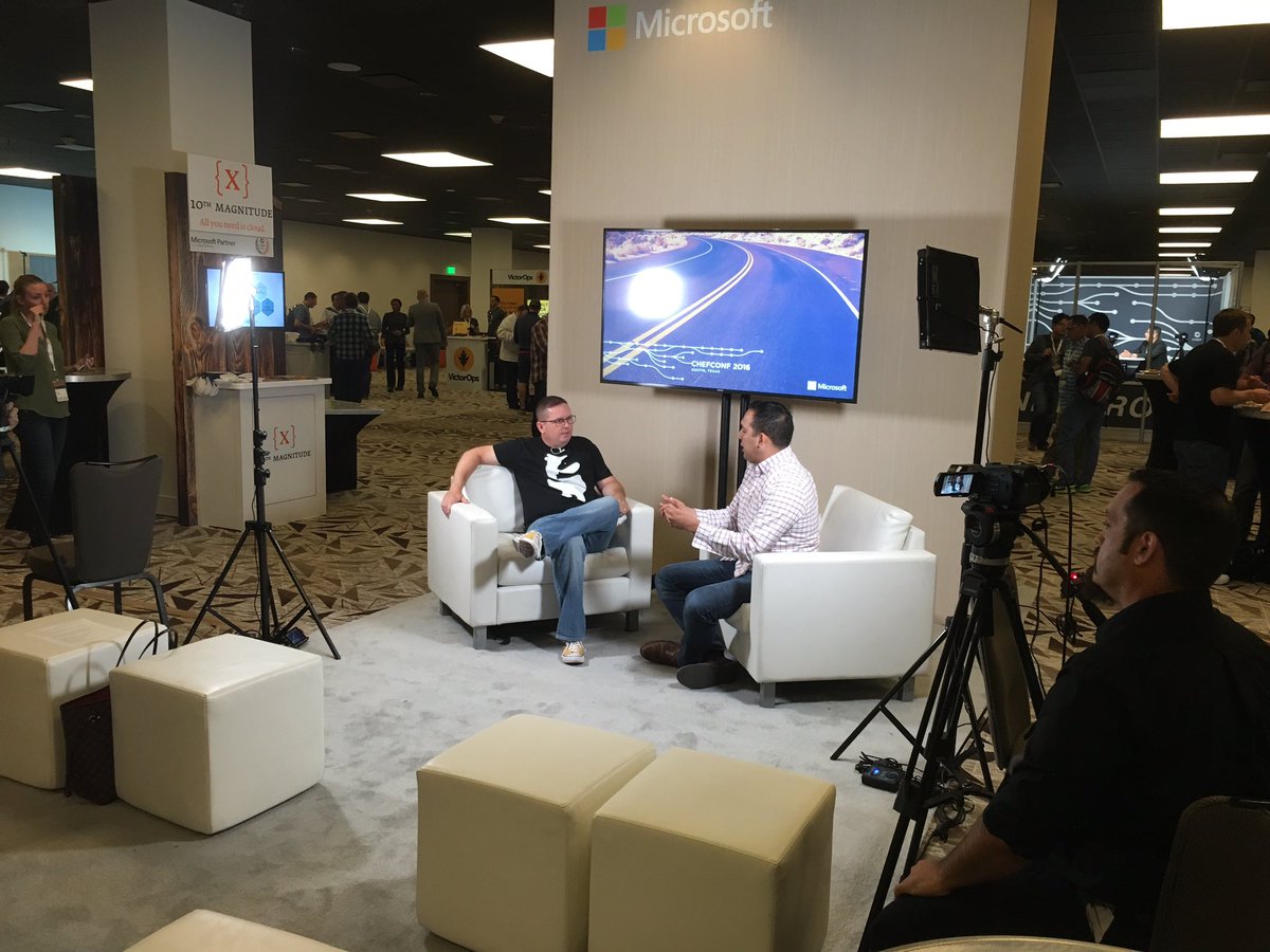 ChachPhoto's tweet photo. First up at #ChefConfLive Seth meets up with Nathan Harvey #chefconf @ch9 https://t.co/hc97IGe6LY