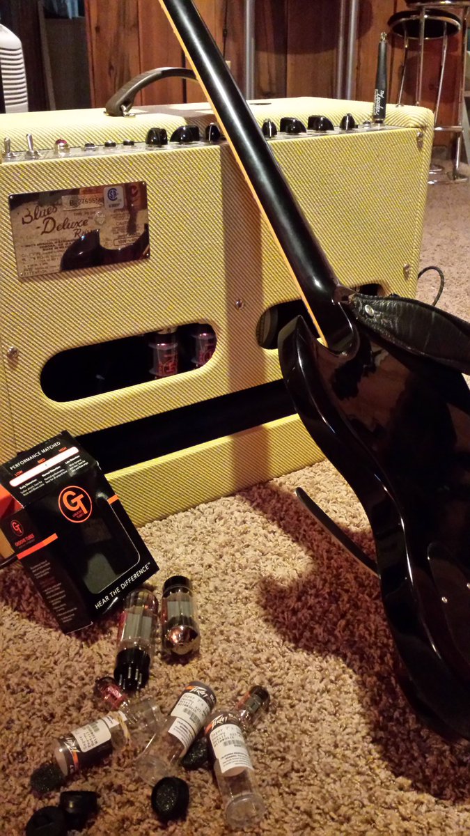 kyleendownes's tweet photo. Amp sounding real nice! @Fender @Groove_Tubes Ready to rock the radio on Kaleidoscope @wyso with @sonicpersephone https://t.co/1FEJnBwyzT