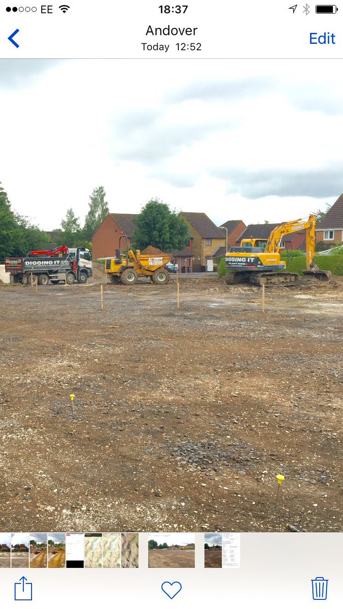 digging_it's tweet photo. Site strip gone well. #diggingit #grabhire #planthire https://t.co/HcdOYg9PCT