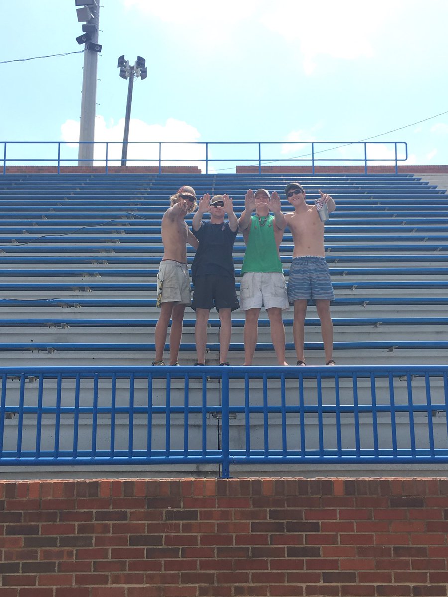 AhsUnit's tweet image. The Unit Leaders #2k17 plus @cgodwin86 @layne_woodall @gabe_chatham77 @blong1208 @AlexBuckhalt