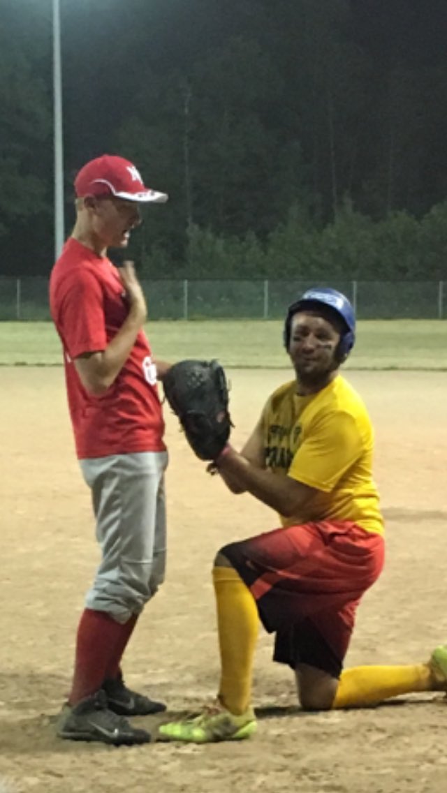 Austin__69's tweet image. Reunited with this beautician 👽🍻