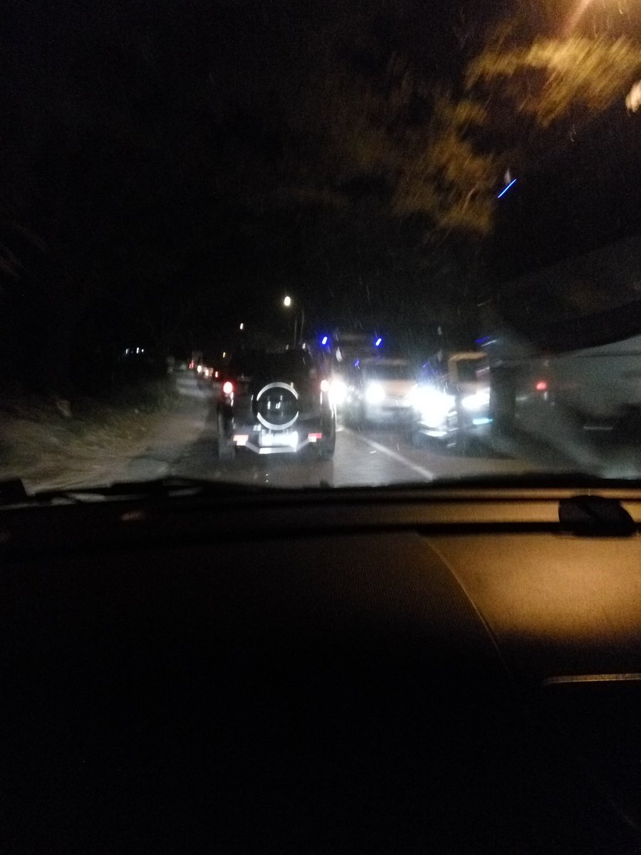 0uline's tweet photo. Kjebak macet jg deh...
@infoll 
#mudik2016 https://t.co/Fu40tKNsS1