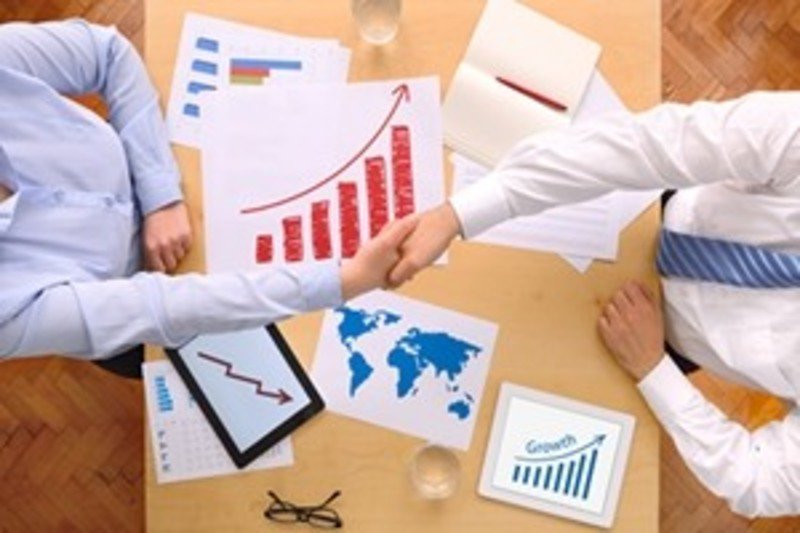 livextv's tweet image. How to Engage B2B Decision-Makers Who Generate Your Sales and Margin... via @MarketingProfs zoot.li/culj3