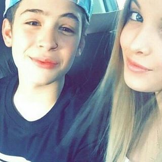 Amigo todo estiloso de piercing <a href="/VazJoaquim3/">Joaquim Vaz</a>