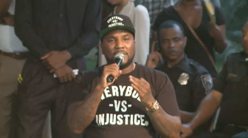 11AliveNews's tweet image. Lyfe Jennings, Tyrese, Young Jeezy speaking at #StrategyForChange town hall. WATCH LIVE: on.11alive.com/29C3GSg