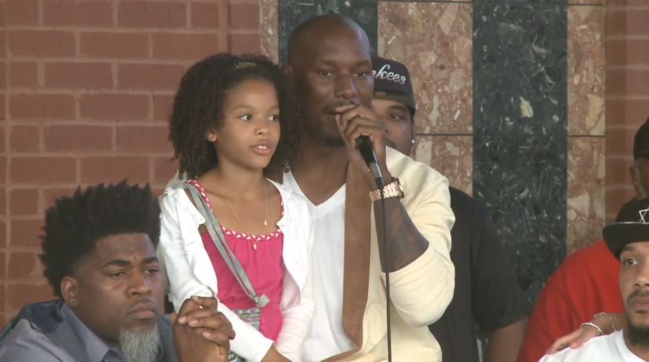 11AliveNews's tweet image. Lyfe Jennings, Tyrese, Young Jeezy speaking at #StrategyForChange town hall. WATCH LIVE: on.11alive.com/29C3GSg