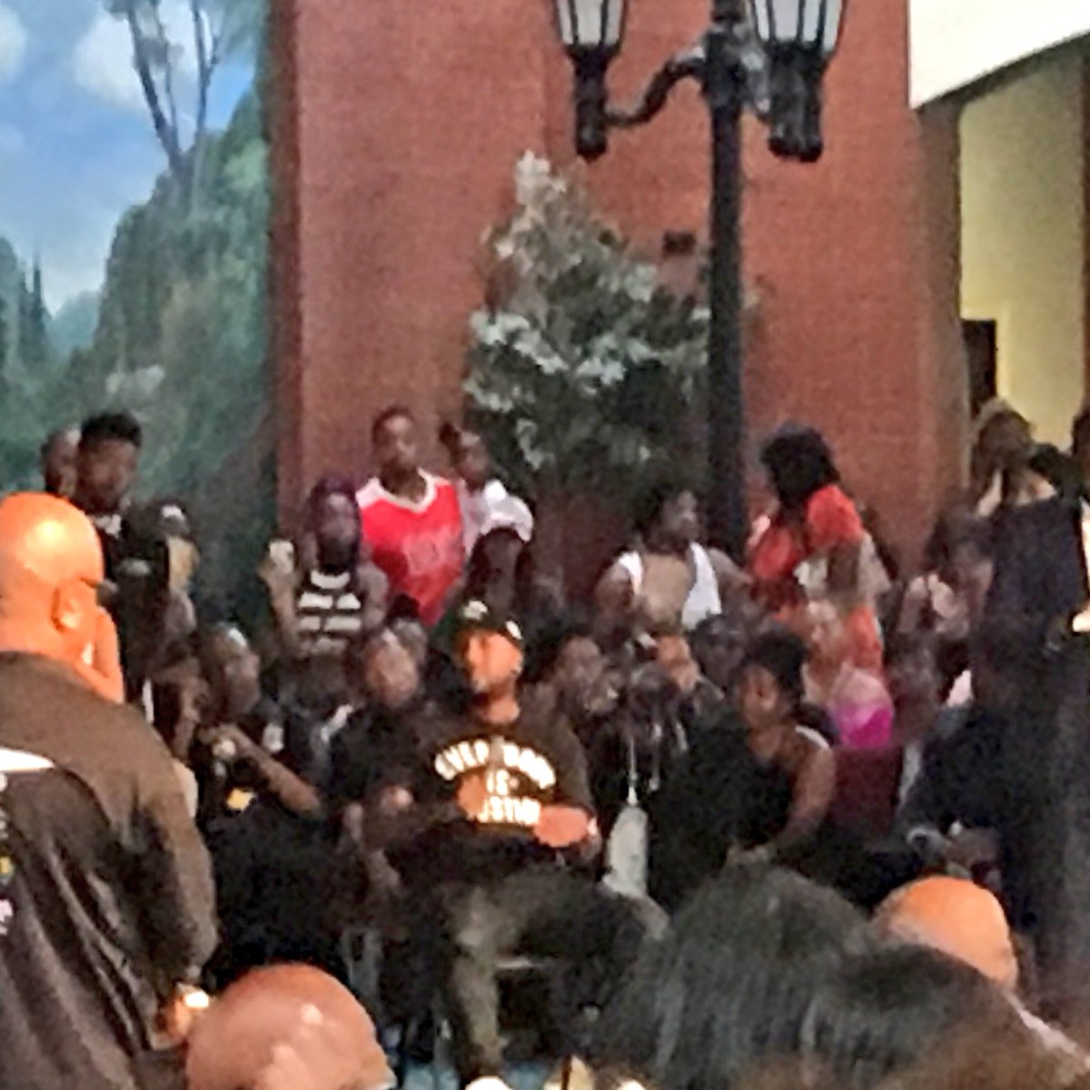 Nicole_Emmett's tweet image. &quot;If they&apos;re criminals, they&apos;re criminals. I don&apos;t care if they have a badge or not.&quot; @Jeezy at #StrategyForChange