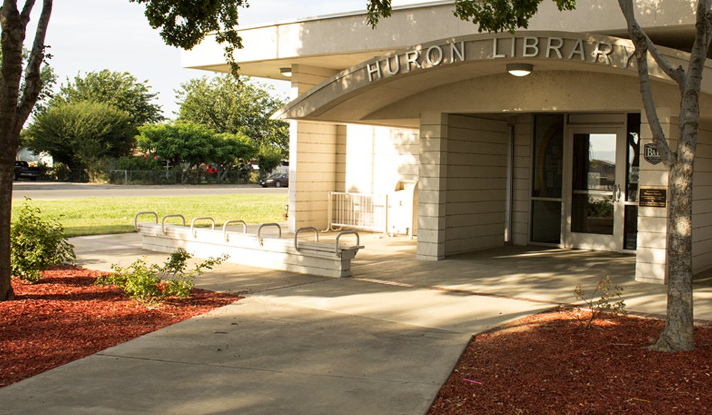 HealthySmilesCA's tweet photo. Healthy Smiles will be in Huron 7/13. Call us @ 229-6437 or come on by 36050 O St, Huron, CA 93234! #DentalCheckUp https://t.co/v0bsT3Ms4N