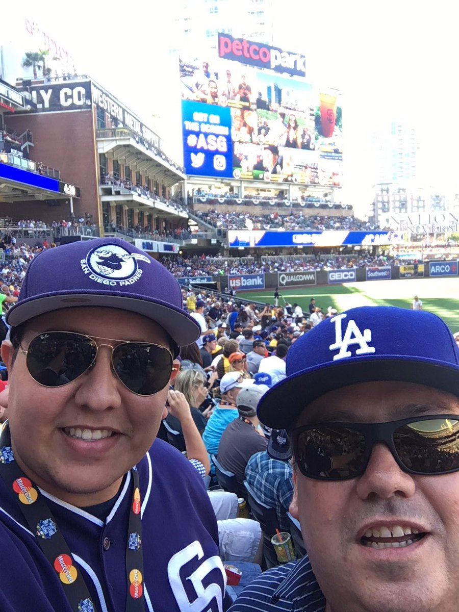 JaredMagoon's tweet photo. #ASG with MoneyMarcos. Go @Padres! #ASG2016 https://t.co/NBmS7zG4U1