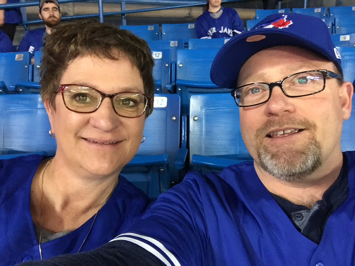 Robin__Clark's tweet photo. #TDTuesday @BLUEJAYS. Go Bluejays Go!!!!! https://t.co/mA2JmrNAbE