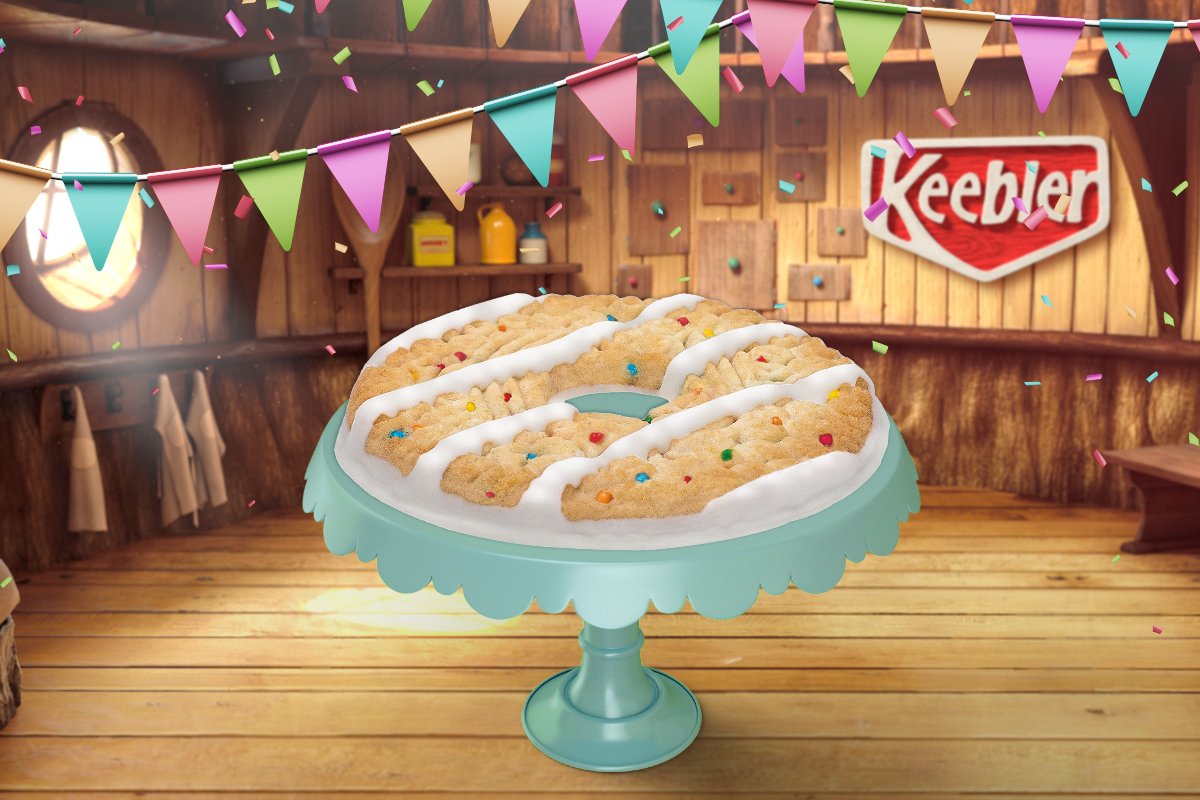 KeeblerUS's tweet image. I just love Birthday Cake Fudge Stripes. They taste like birthday cake but you get the whole thing, not a slice!