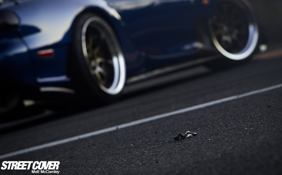 Streetcover's tweet photo. New Feature around the corner. DAYUM! #streetcover #feature #2016 #Mazda #RX7 #Rotary #DAYUM https://t.co/JpgvKbsJT9