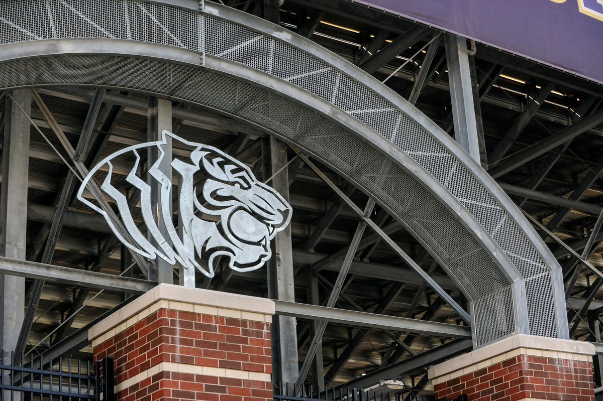 Ouachita's tweet photo. Tell Forbes why @Ouachita is #MyTopCollege. We finished in Top 5 nationally last year. Help tell the Ouachita story! https://t.co/0tmpKO7eGb