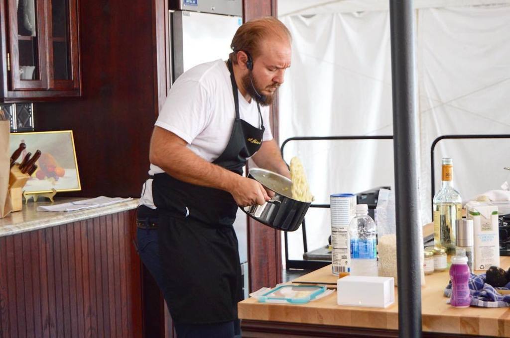 Chef Giacomo Marinello of @marinellotartufi tossing some White Truffle Risotto with Aspara… ift.tt/29LjvJC