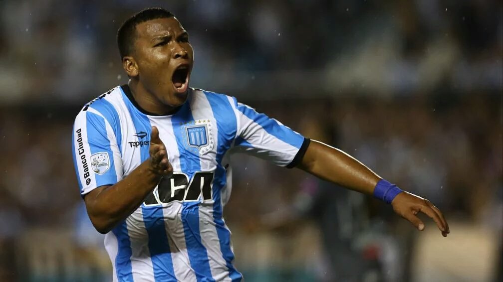 mariafermillan's tweet photo. La venta del colombiano Roger Martínez se convierte en la más alta que ha hecho #Racing en su historia. https://t.co/H5RtGjxmz4