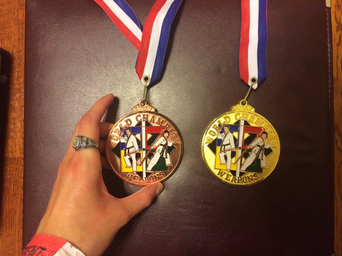 MAprobss's tweet photo. I forgot to mention that my best friend and I finally won our titles 😍😌 https://t.co/nbdx0CK3Sr